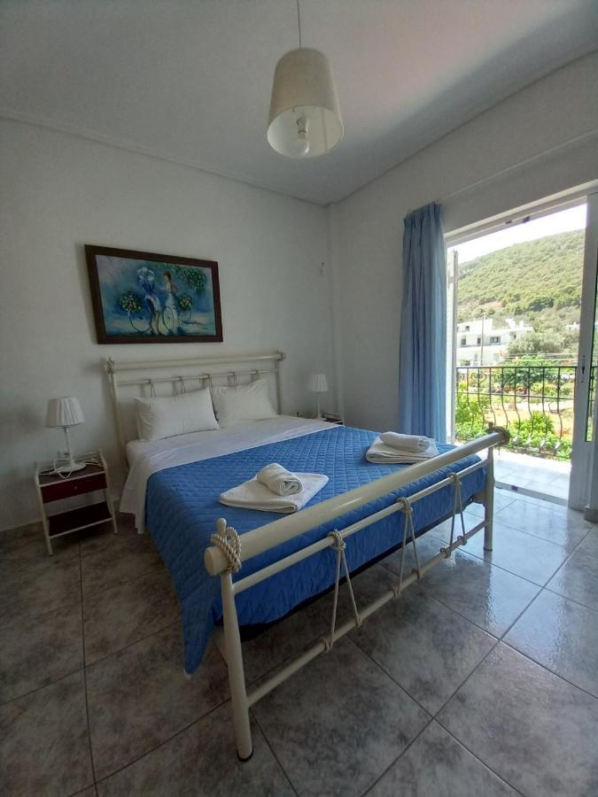 Flisvos House Apartment Megalochori  ภายนอก รูปภาพ